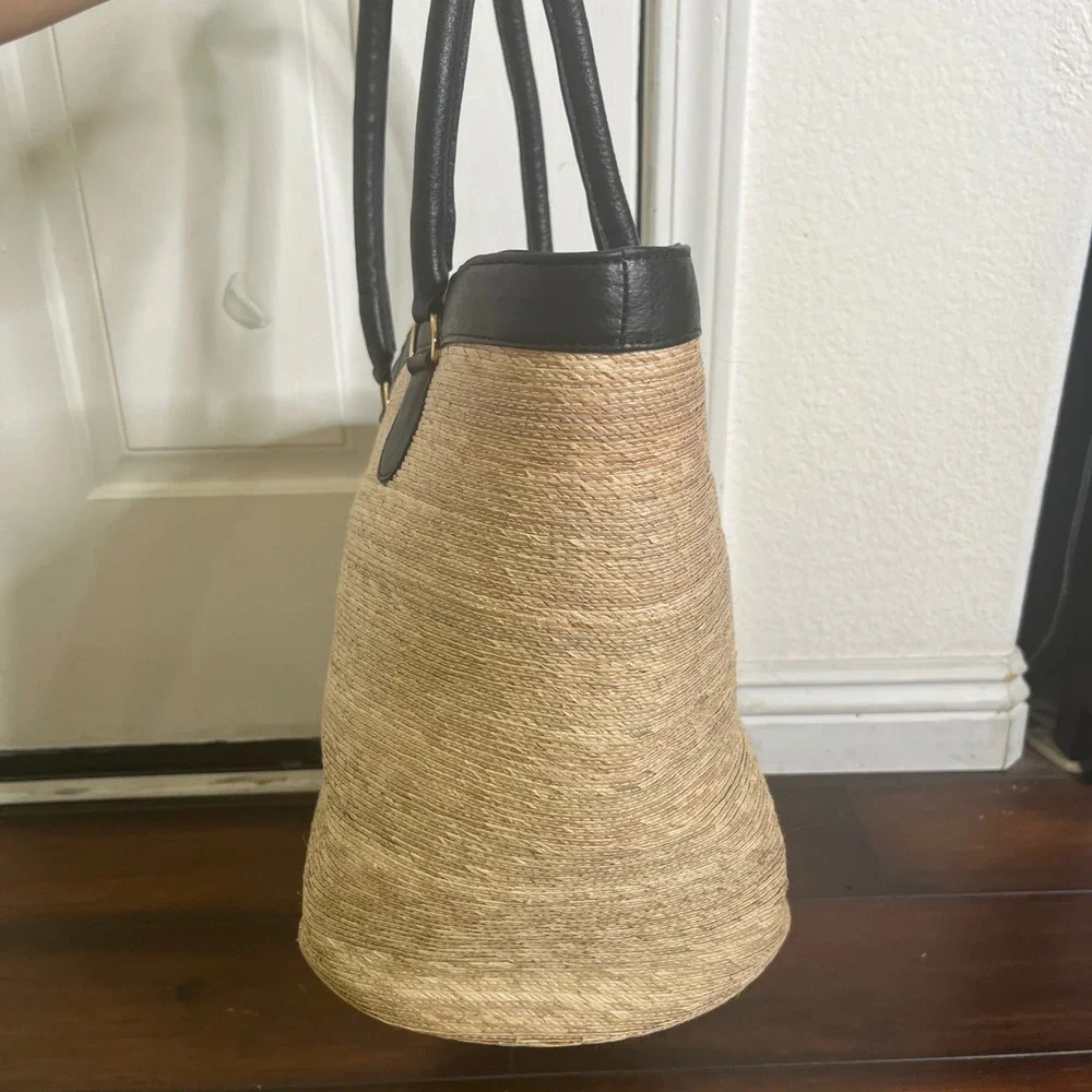 By Del Rio $202 by